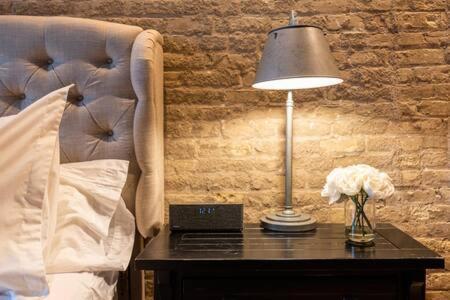 Hip Urban Loft-Small Town Charm-124 Lofts #2 West Dundee Eksteriør billede